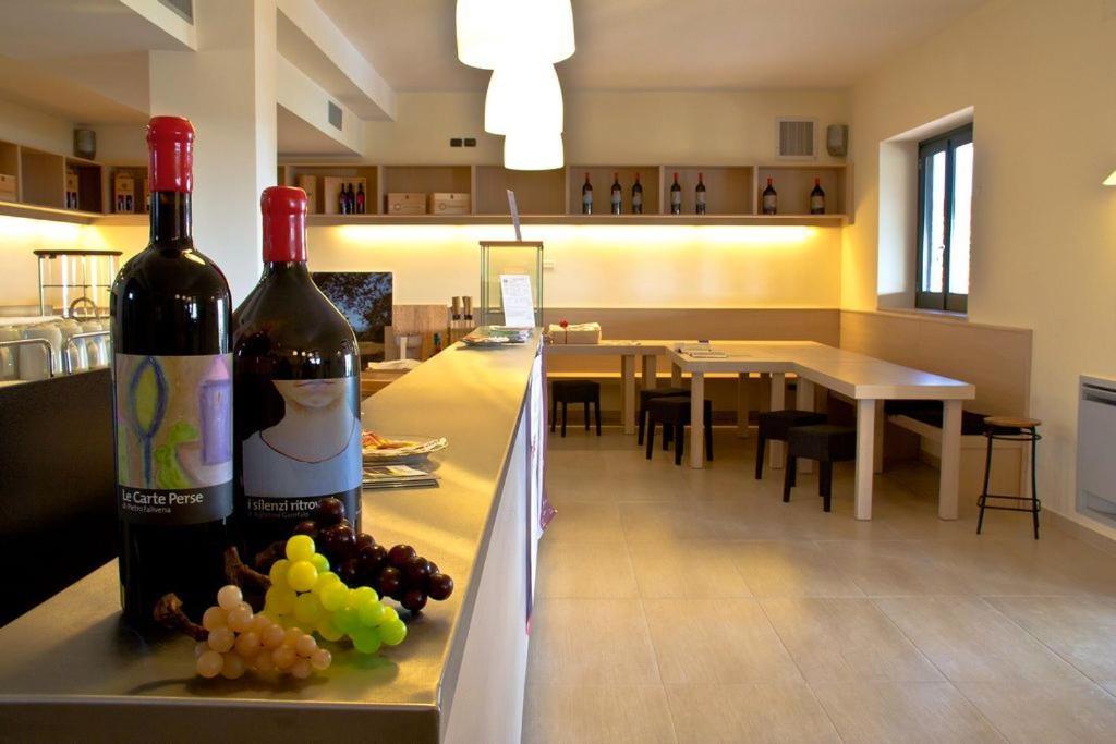 Agriturismo Terra Di Vento Montecorvino Pugliano Ngoại thất bức ảnh